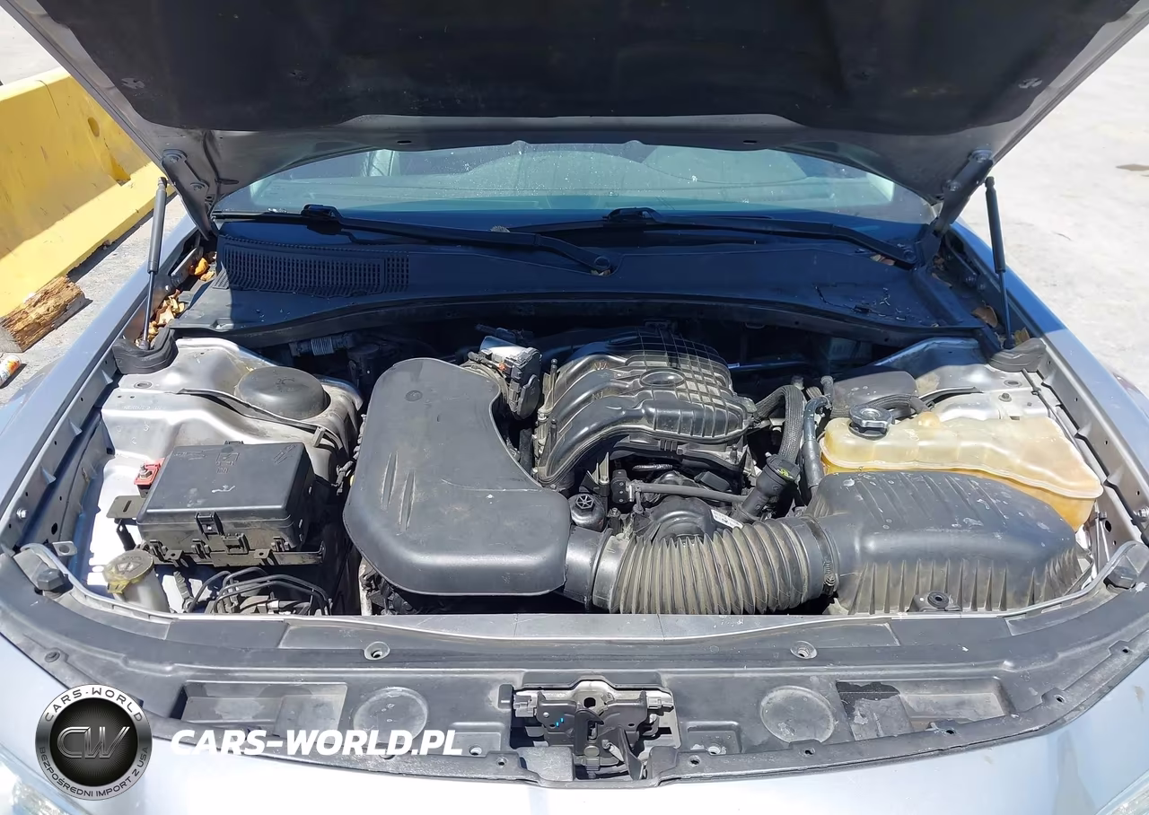 2016 Chrysler 300C VIN:2C3CCAEG1GH116561 - 10