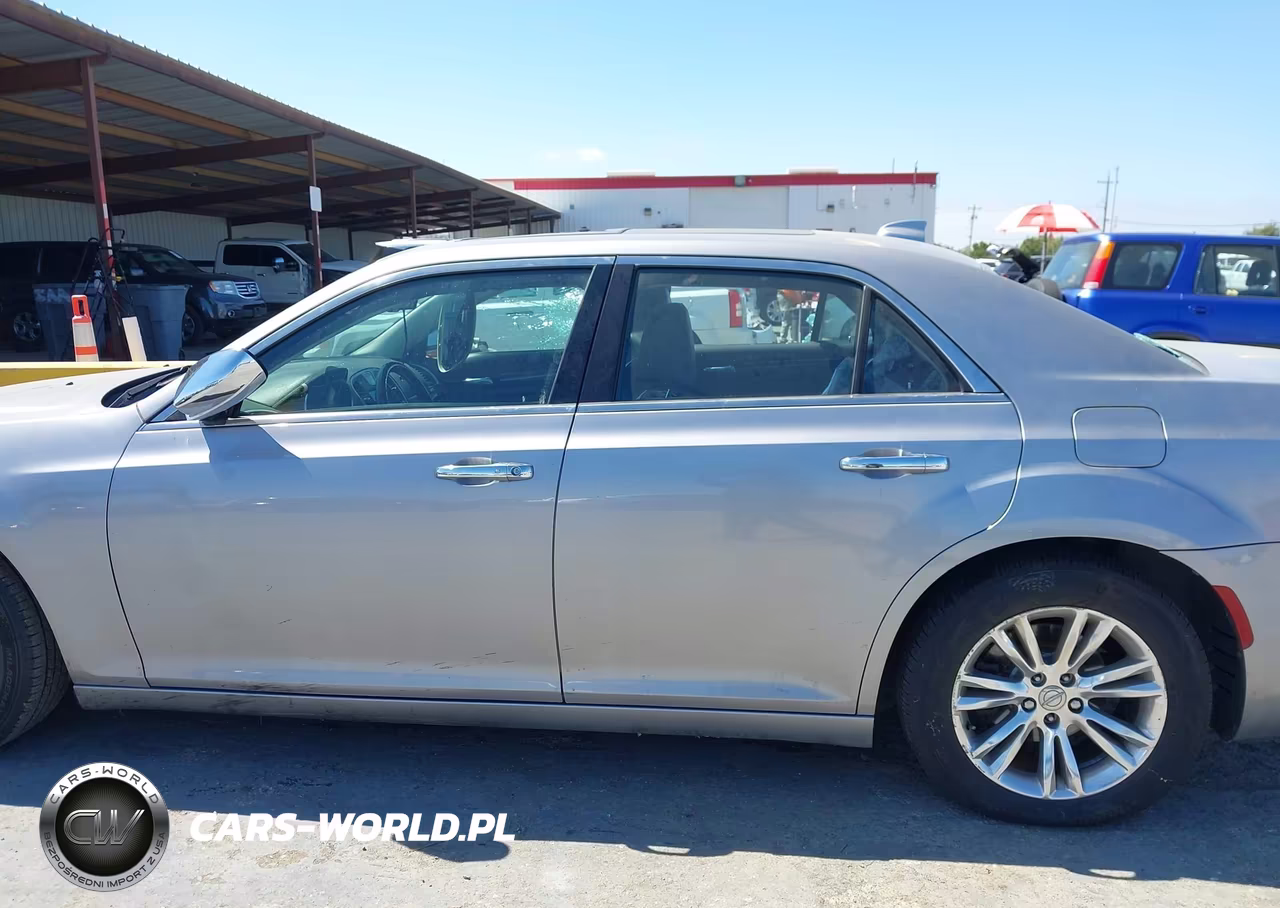 2016 Chrysler 300C VIN:2C3CCAEG1GH116561 - 14