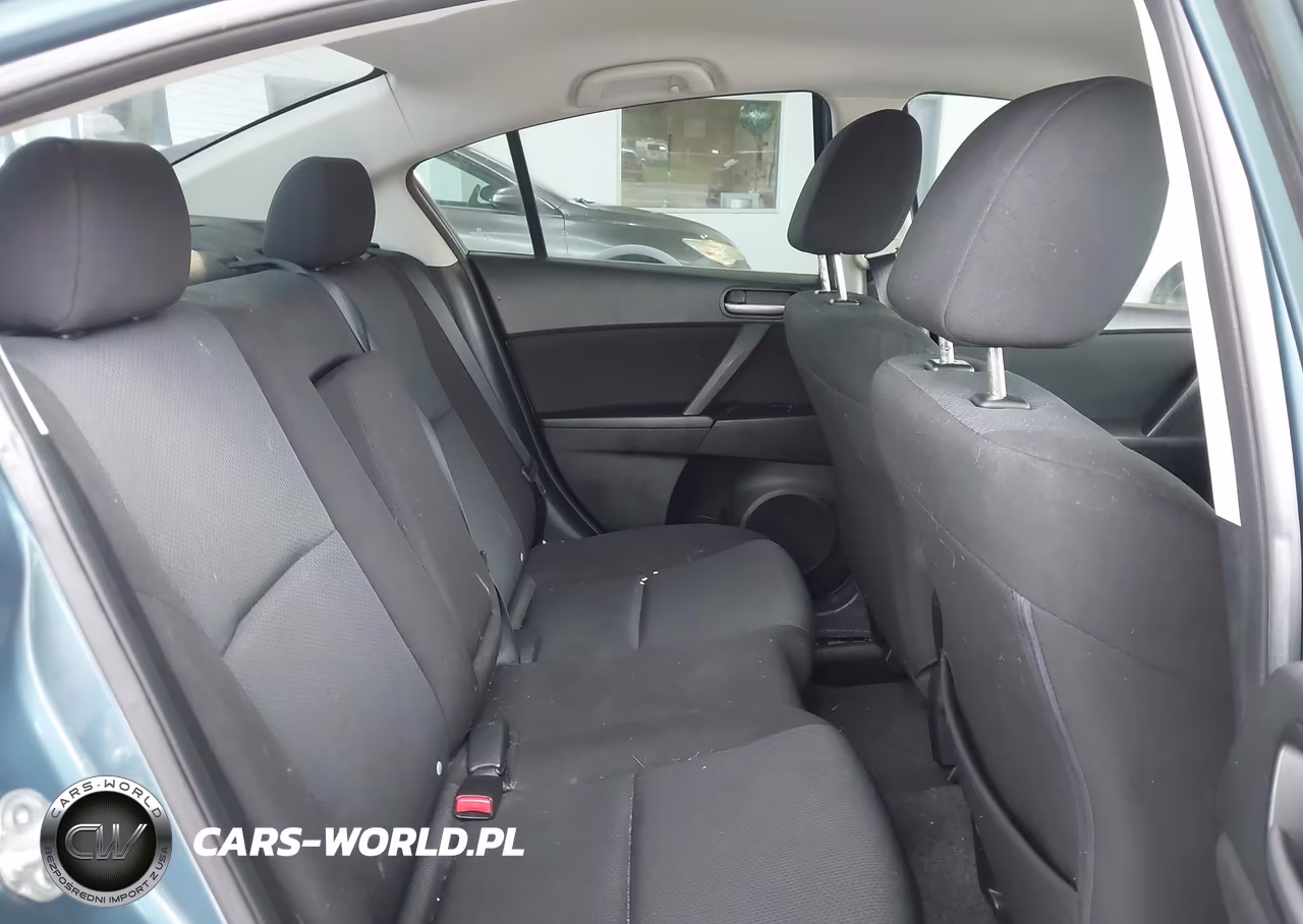 2011 Mazda Mazda3 I Touring VIN:JM1BL1VFXB1471069 - 8