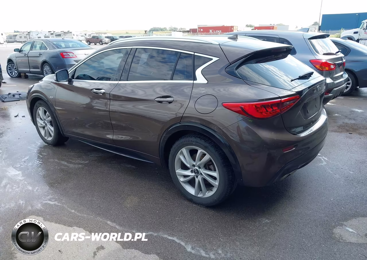 2018 Infiniti Qx30 Premium VIN:SJKCH5CP1JA046005 - 3