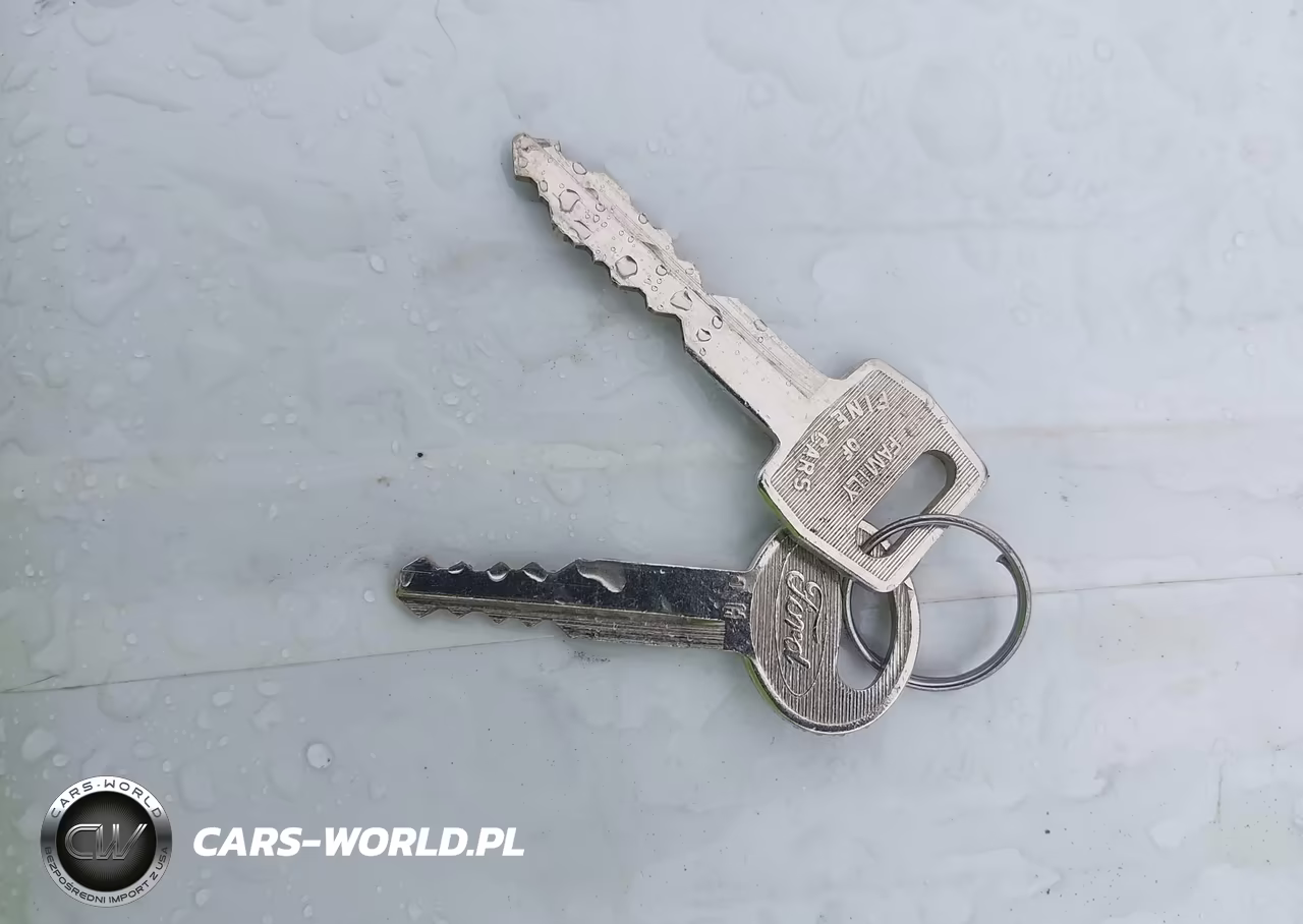 1992 Ford Taurus Gl VIN:1FACP52U7NA198136 - 11