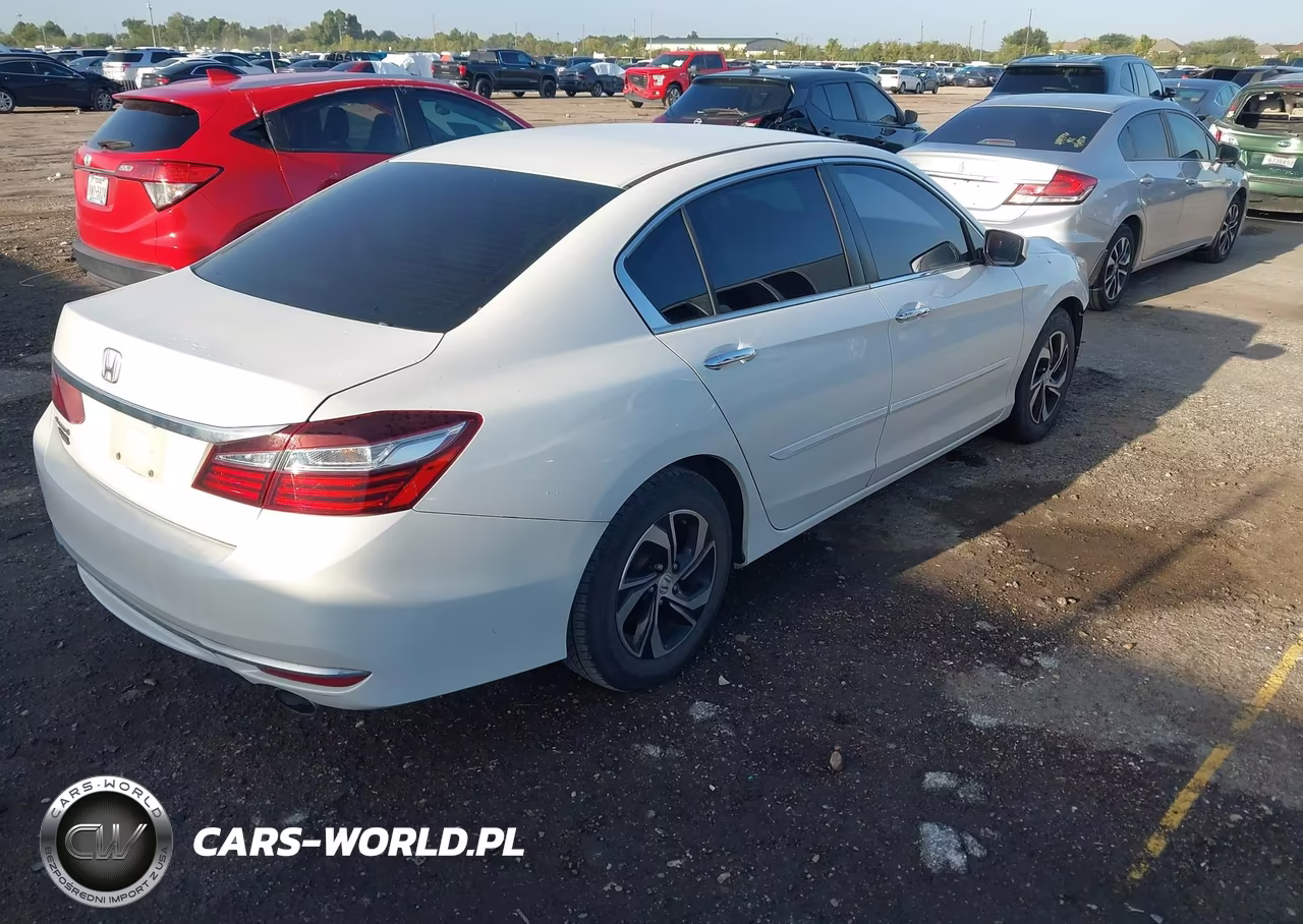2017 Honda Accord Lx VIN:1HGCR2F31HA230797 - 4