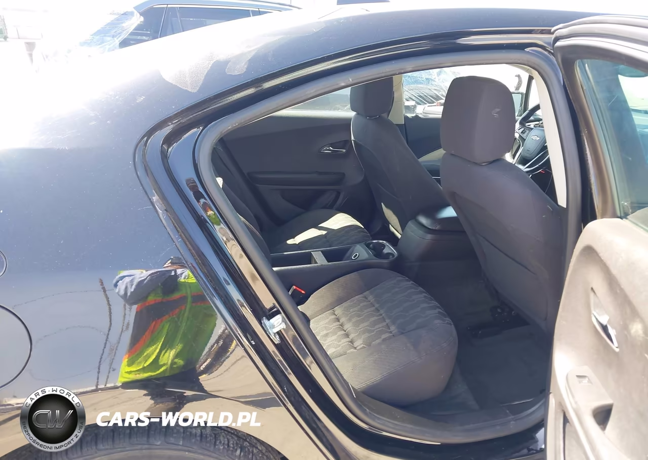2015 Chevrolet Volt VIN:1G1RC6E49FU118121 - 8