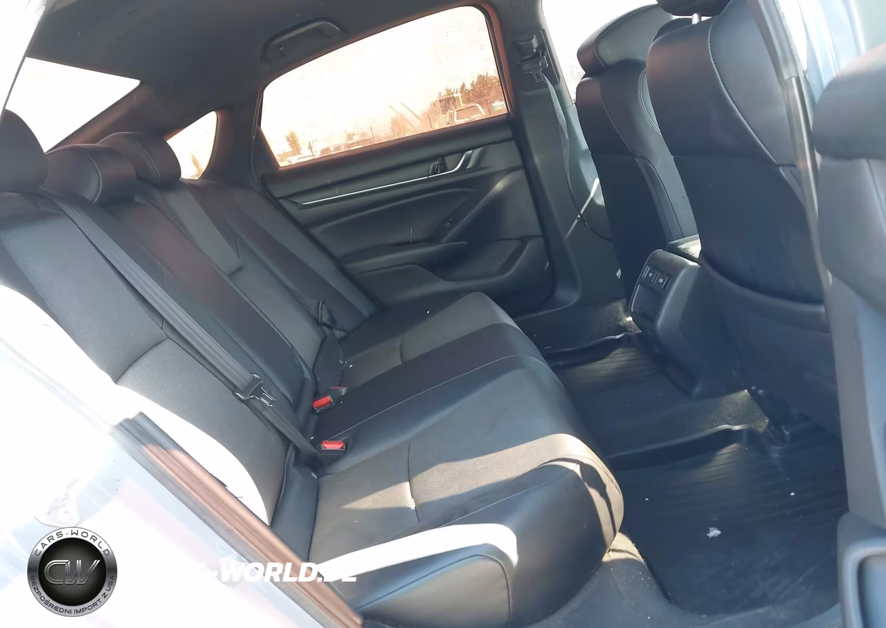 2022 Honda Accord Sport VIN:1HGCV1F37NA040634 - 8