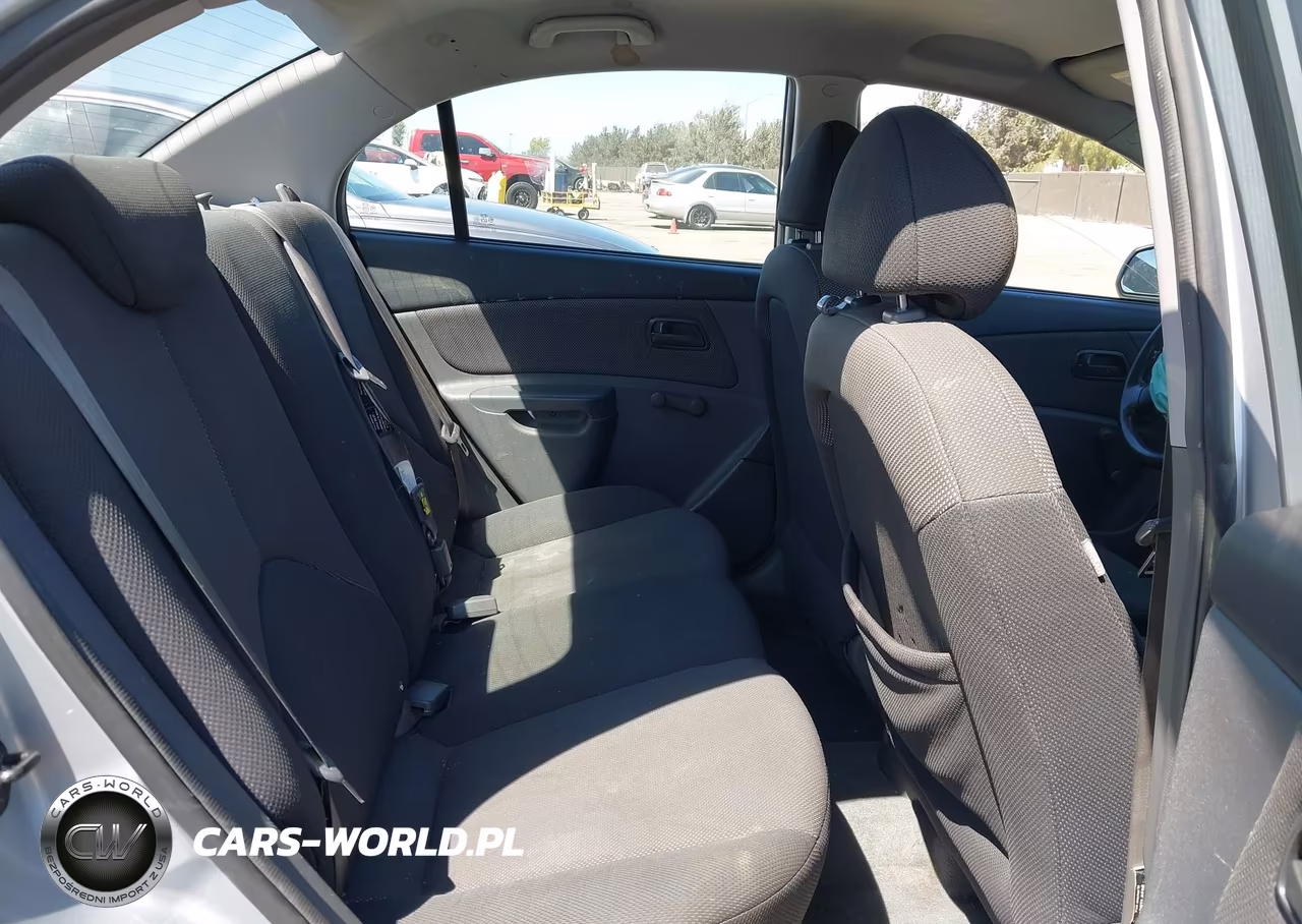 2006 Kia Rio Lx VIN:KNADE123266043175 - 8