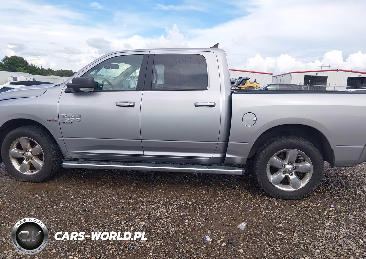 2019 Ram 1500 Classic Lone Star 4X2 5'7 Box VIN:1C6RR6LT2KS666586 - 14