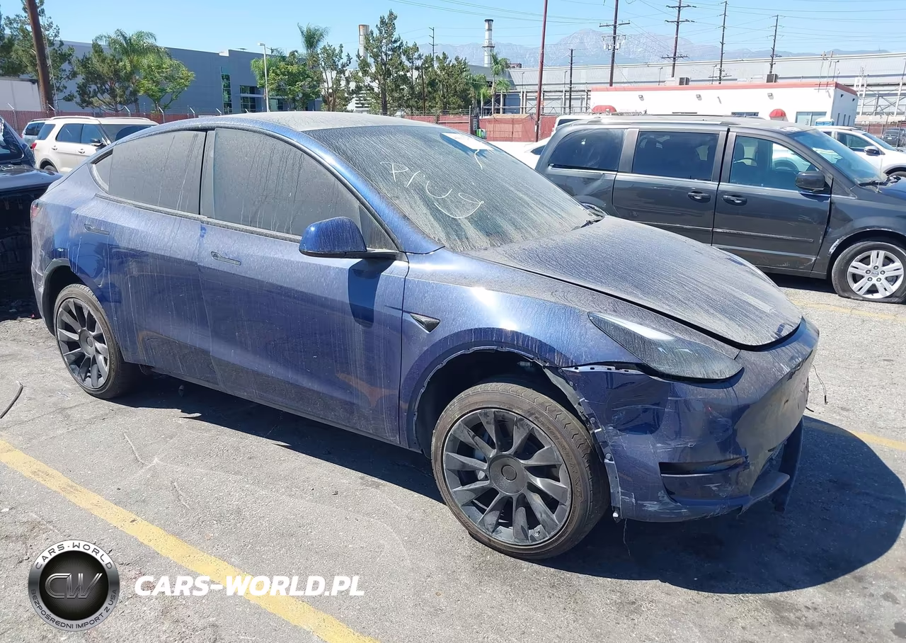 2024 Tesla Model Y Long Range Dual Motor All-Wheel Drive VIN:7SAYGAEE3RF023637 - 1