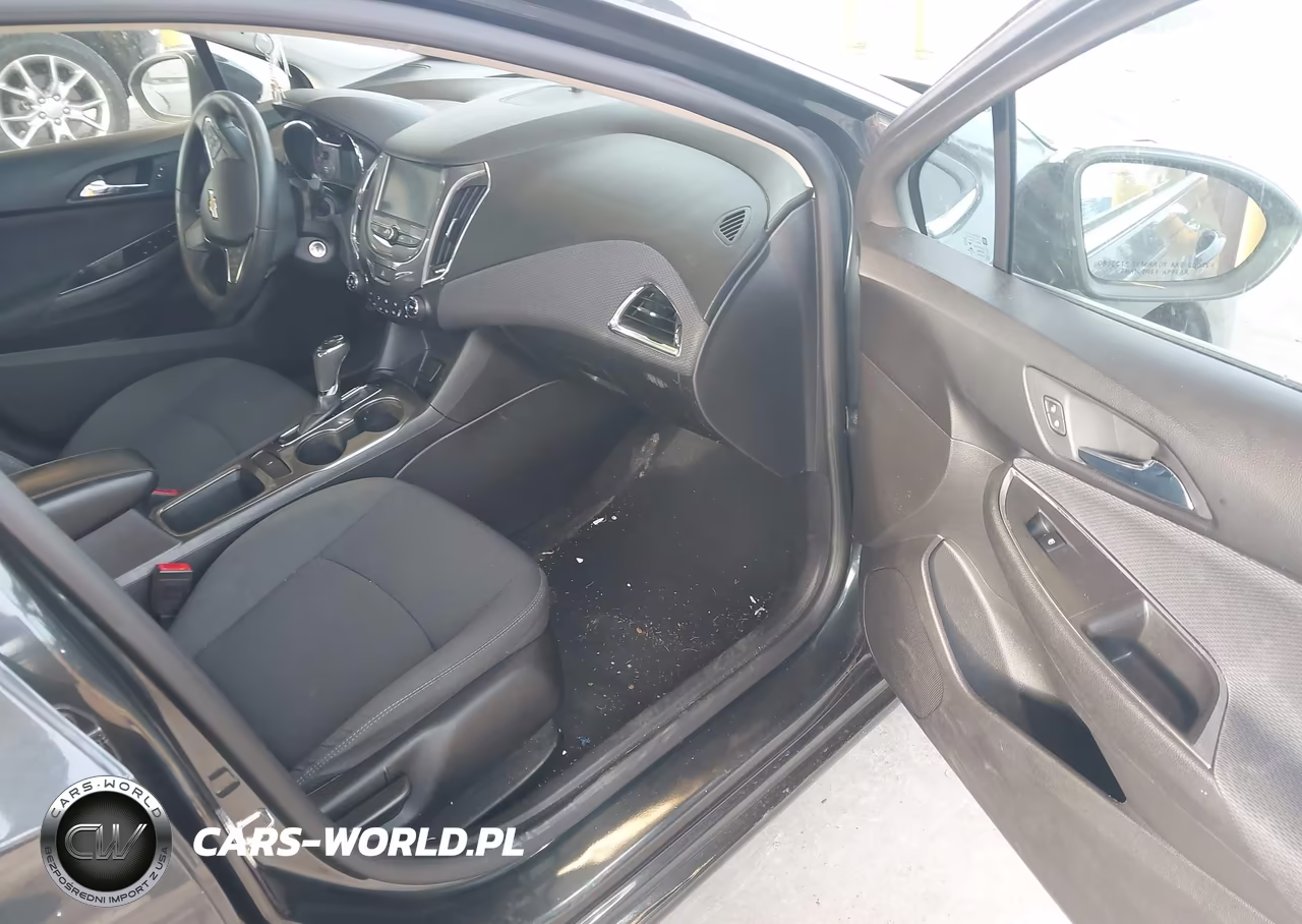 2017 Chevrolet Cruze Lt Auto VIN:1G1BE5SM1H7270387 - 5