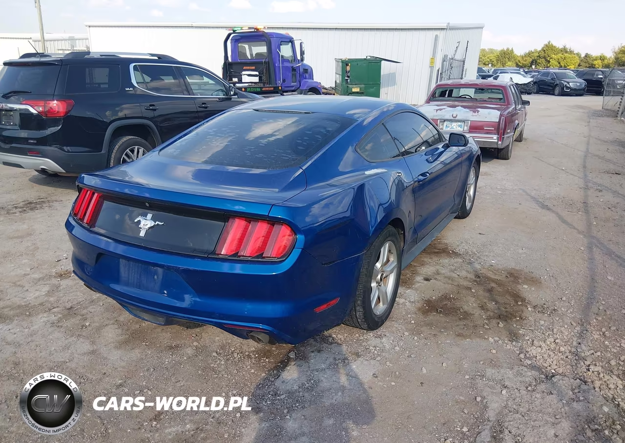 2017 Ford Mustang V6 VIN:1FA6P8AM3H5225121 - 4