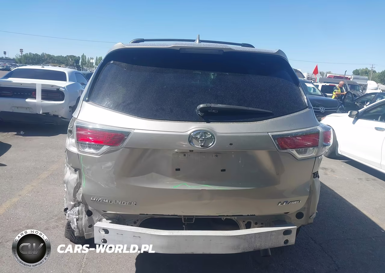 2016 Toyota Highlander Le Plus V6 VIN:5TDBKRFH9GS309493 - 17