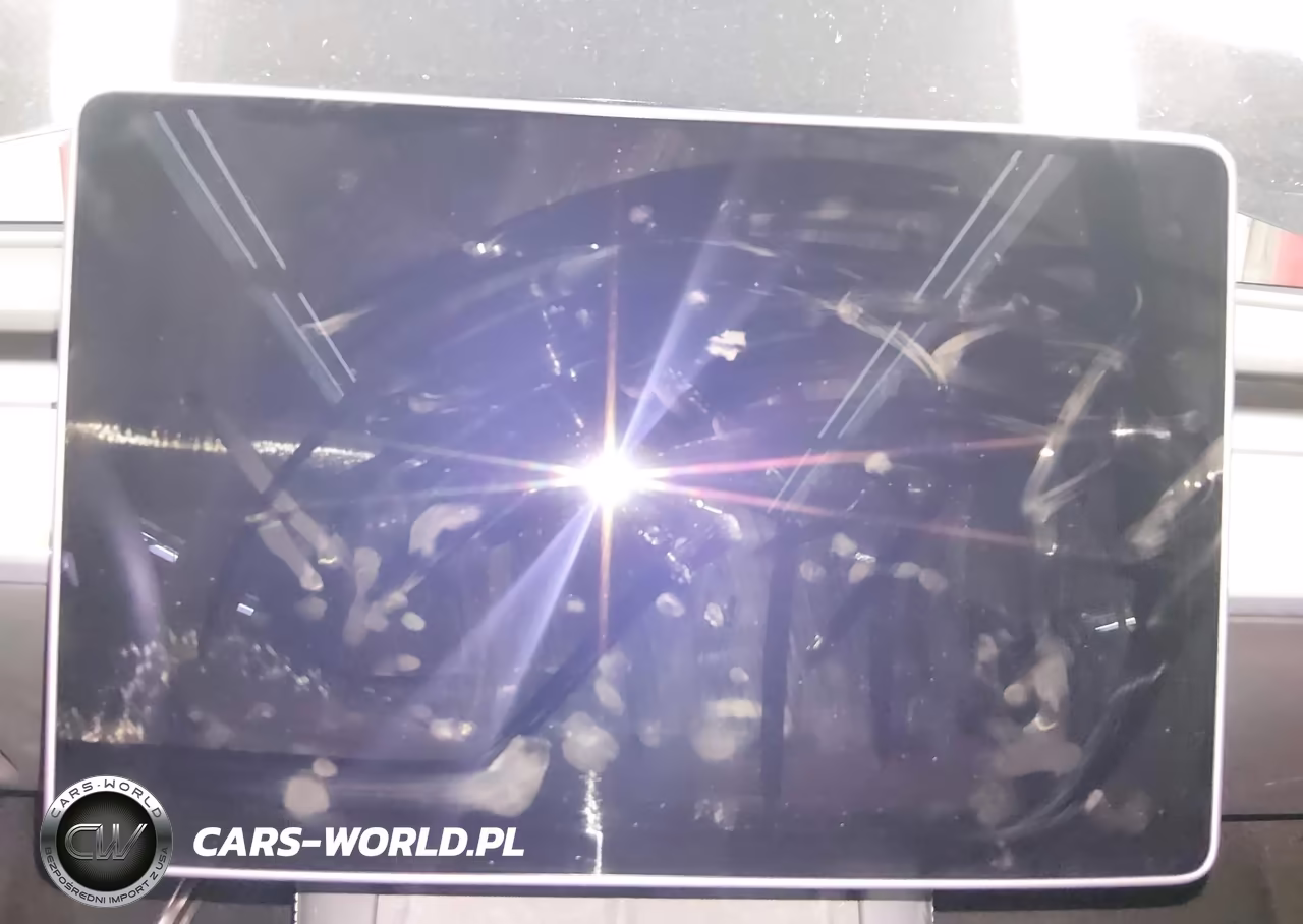 2021 Tesla Model Y Performance Dual Motor All-Wheel Drive VIN:5YJYGDEF4MF137730 - 7
