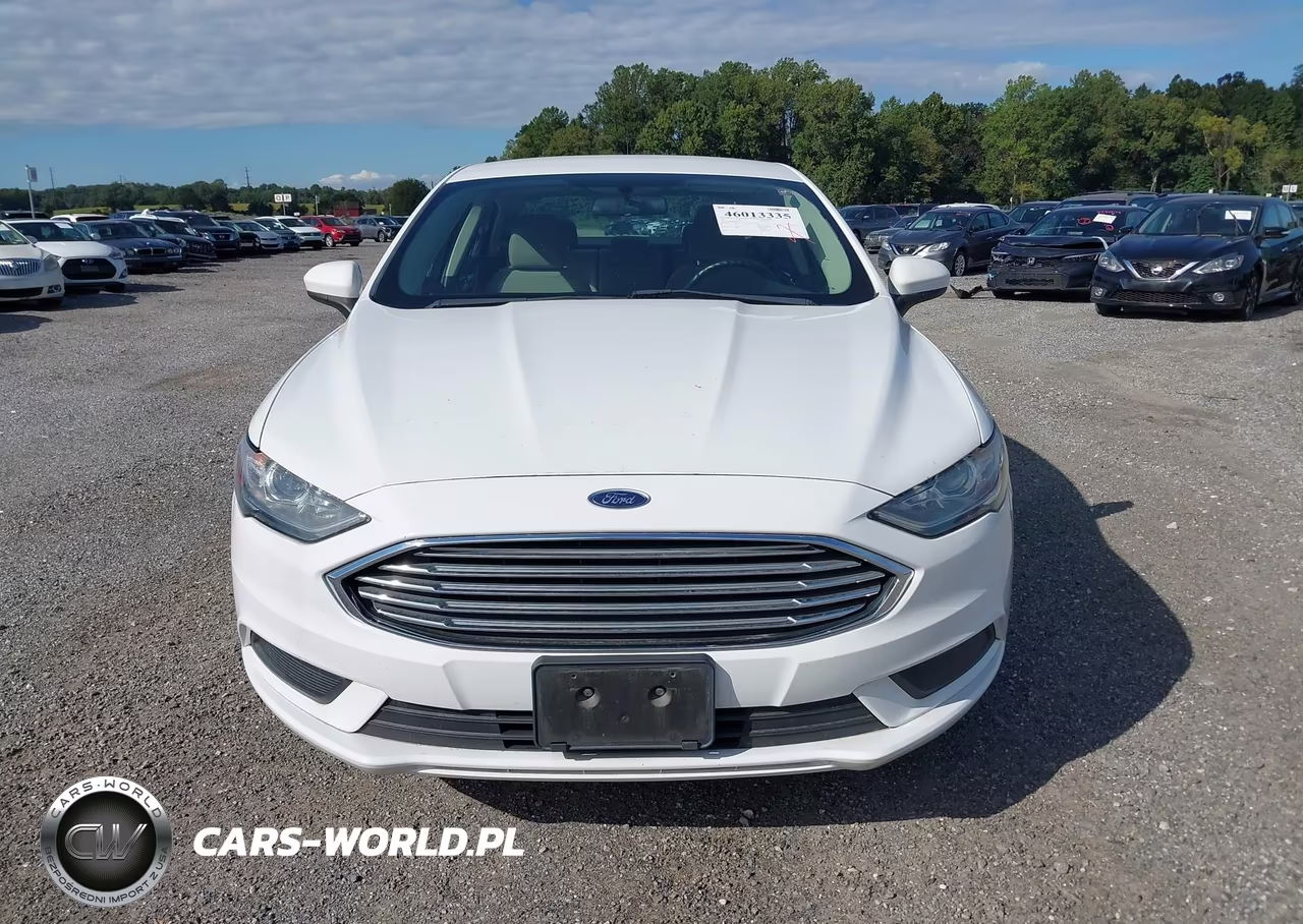 2017 Ford Fusion S VIN:3FA6P0G70HR175942 - 12