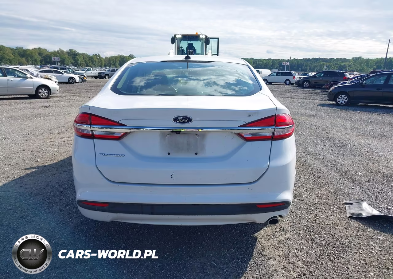 2017 Ford Fusion S VIN:3FA6P0G70HR175942 - 16