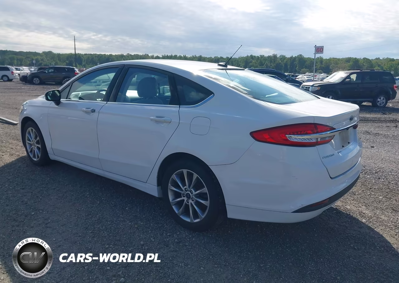 2017 Ford Fusion S VIN:3FA6P0G70HR175942 - 3