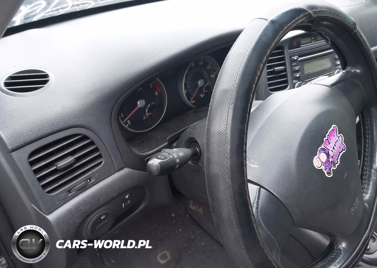 2007 Hyundai Accent Se VIN:KMHCN36C87U052072 - 7