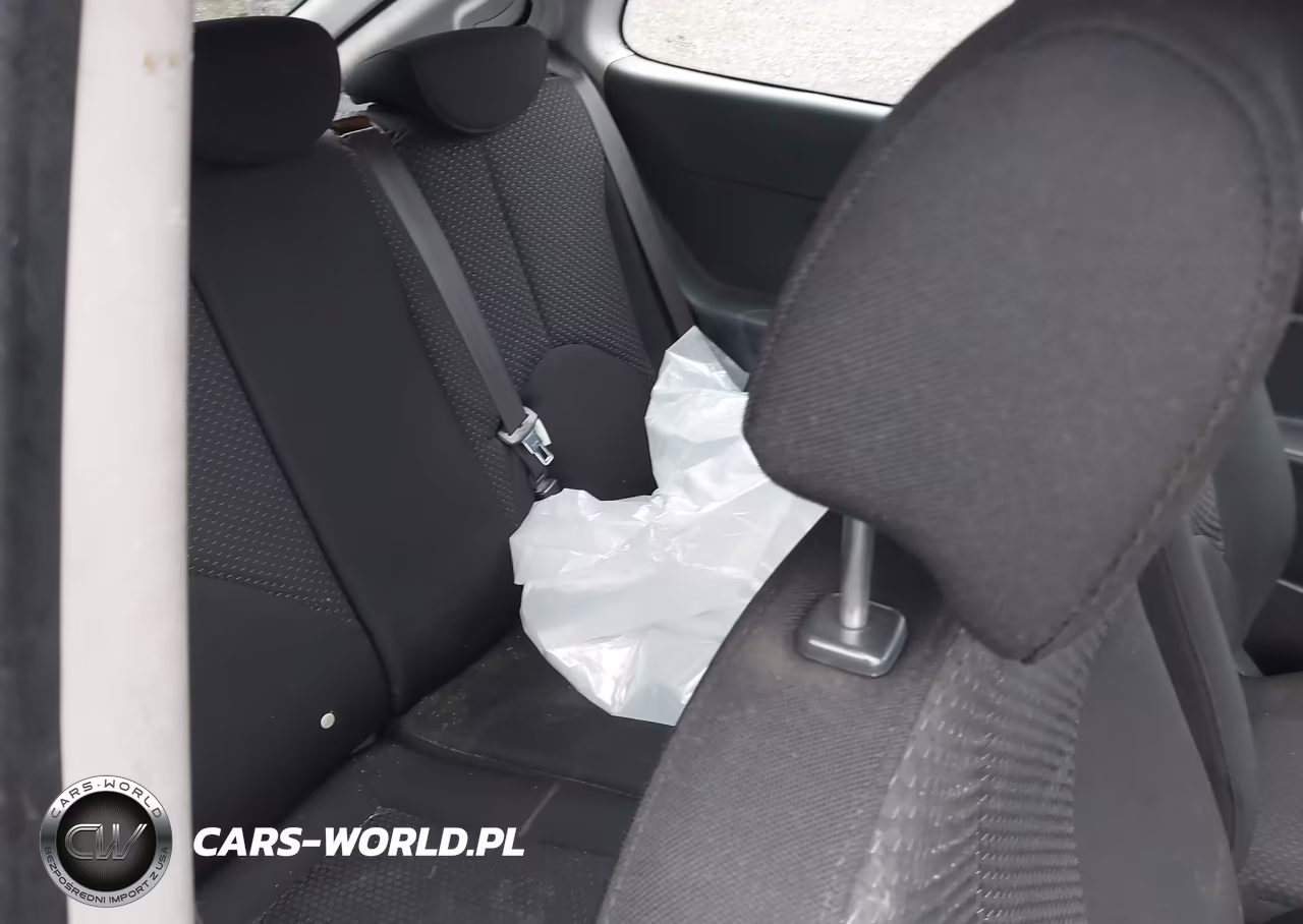 2007 Hyundai Accent Se VIN:KMHCN36C87U052072 - 8