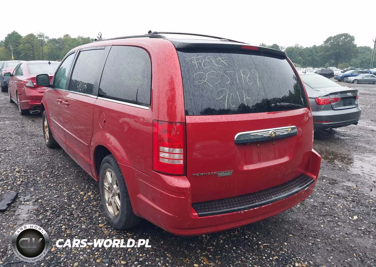 2008 Chrysler Town & Country Touring VIN:2A8HR54P78R720144 - 3
