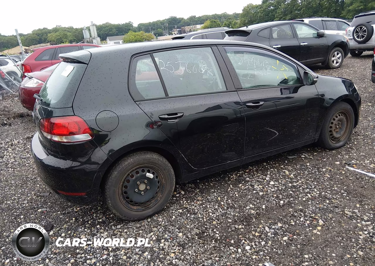 2012 Volkswagen Golf 2.5L 4-Door VIN:WVWDB7AJ8CW309180 - 4