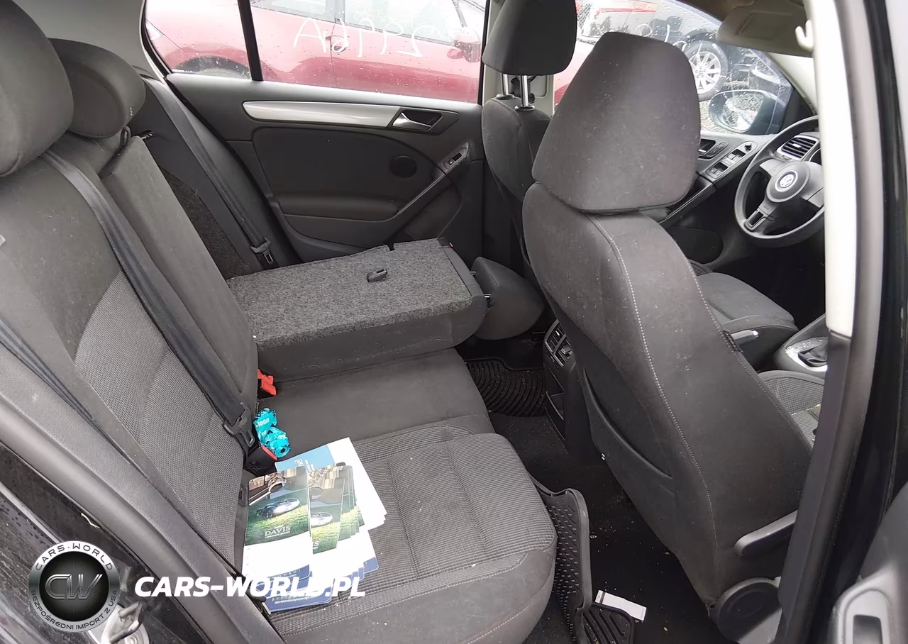 2012 Volkswagen Golf 2.5L 4-Door VIN:WVWDB7AJ8CW309180 - 8
