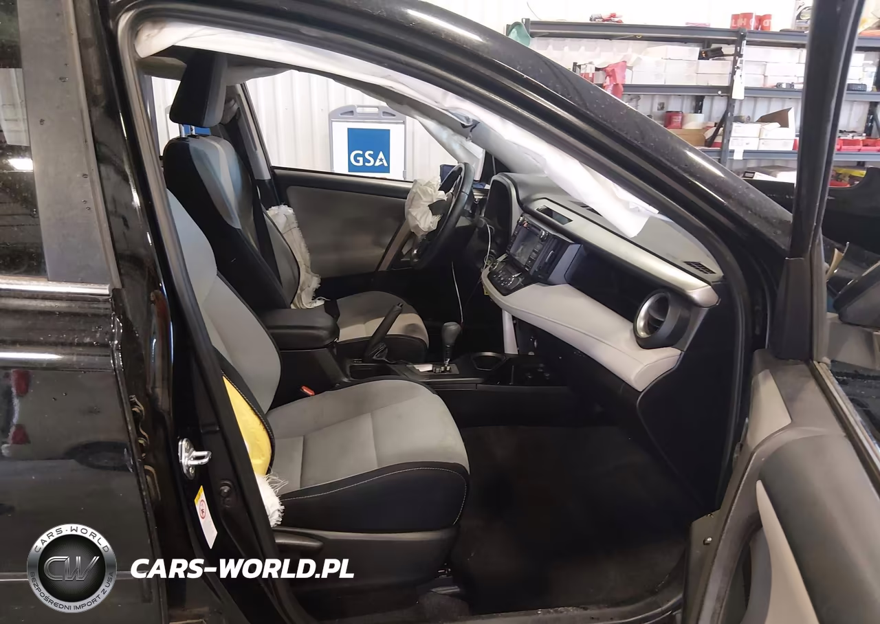 2016 Toyota Rav4 Xle VIN:2T3RFREV9GW519651 - 5