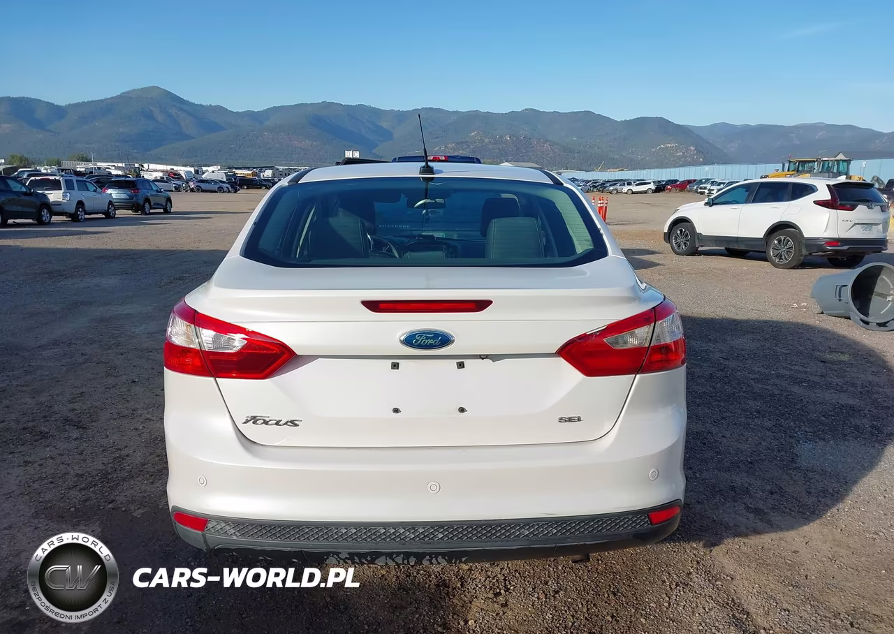 2012 Ford Focus Sel VIN:1FAHP3H27CL118447 - 16