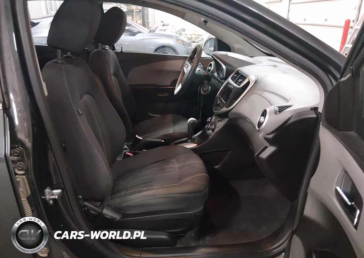2020 Chevrolet Sonic Fwd Lt VIN:1G1JD5SBXL4140938 - 5