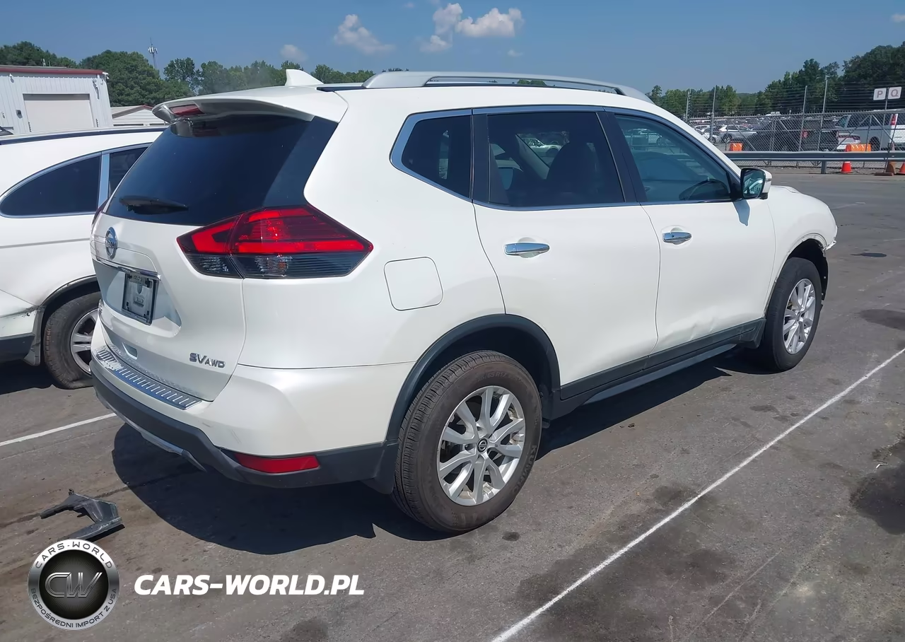 2017 Nissan Rogue Sv VIN:5N1AT2MV2HC767416 - 4