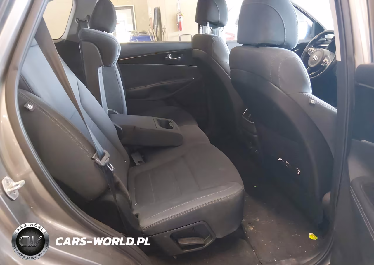 2017 Kia Sorento 2.4L Lx VIN:5XYPG4A34HG257176 - 8