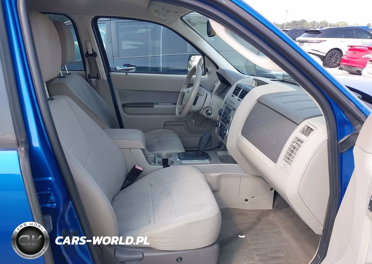 2011 Ford Escape Xlt VIN:1FMCU0D7XBKB20612 - 5