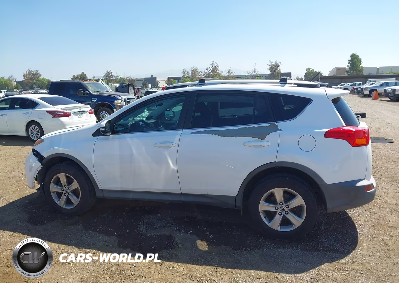 2015 Toyota Rav4 Xle VIN:2T3WFREV7FW183001 - 14
