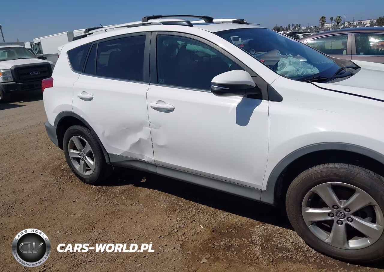 2015 Toyota Rav4 Xle VIN:2T3WFREV7FW183001 - 17