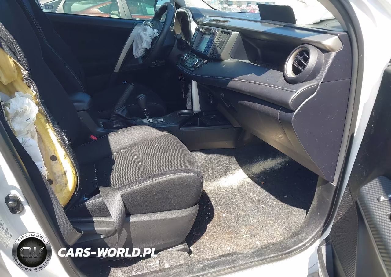 2015 Toyota Rav4 Xle VIN:2T3WFREV7FW183001 - 5