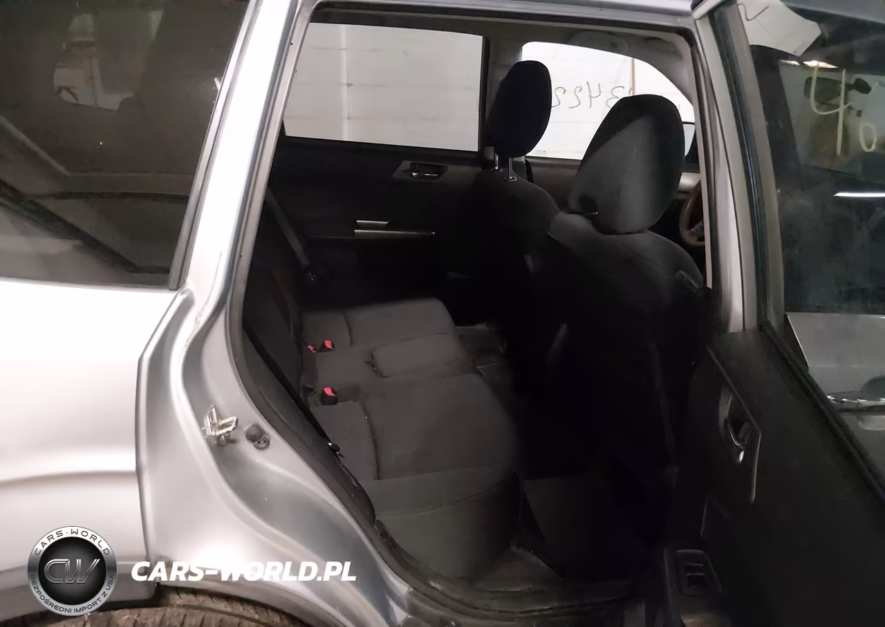 2013 Subaru Forester 2.5X Premium VIN:JF2SHADC3DG409667 - 8