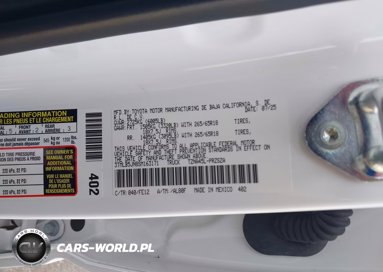 2025 Toyota Tacoma Trd Sport VIN:3TMLB5JN8SM163171 - 9