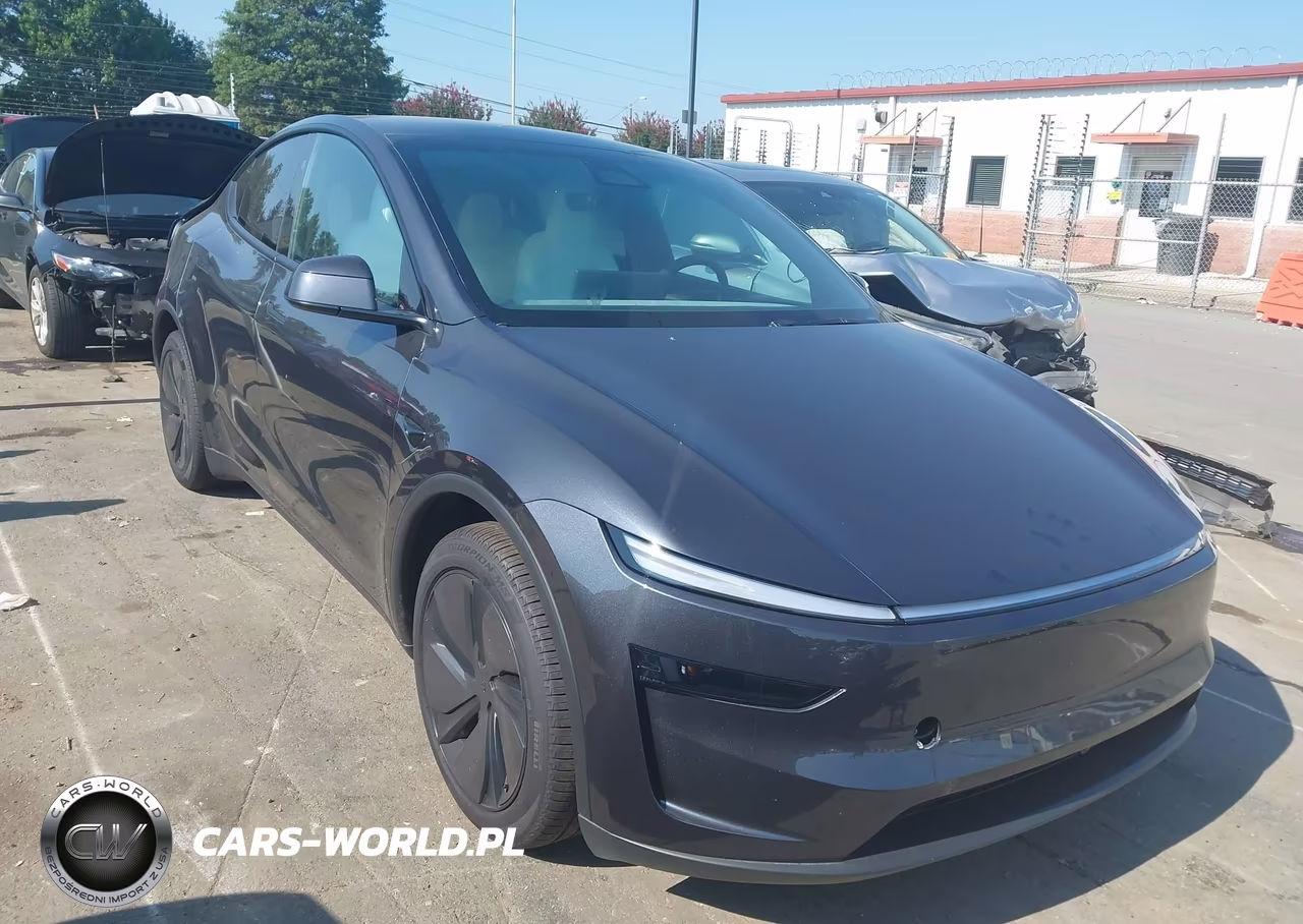 2026 Tesla Model Y VIN:7SAYGDEE1TA638192 - 1