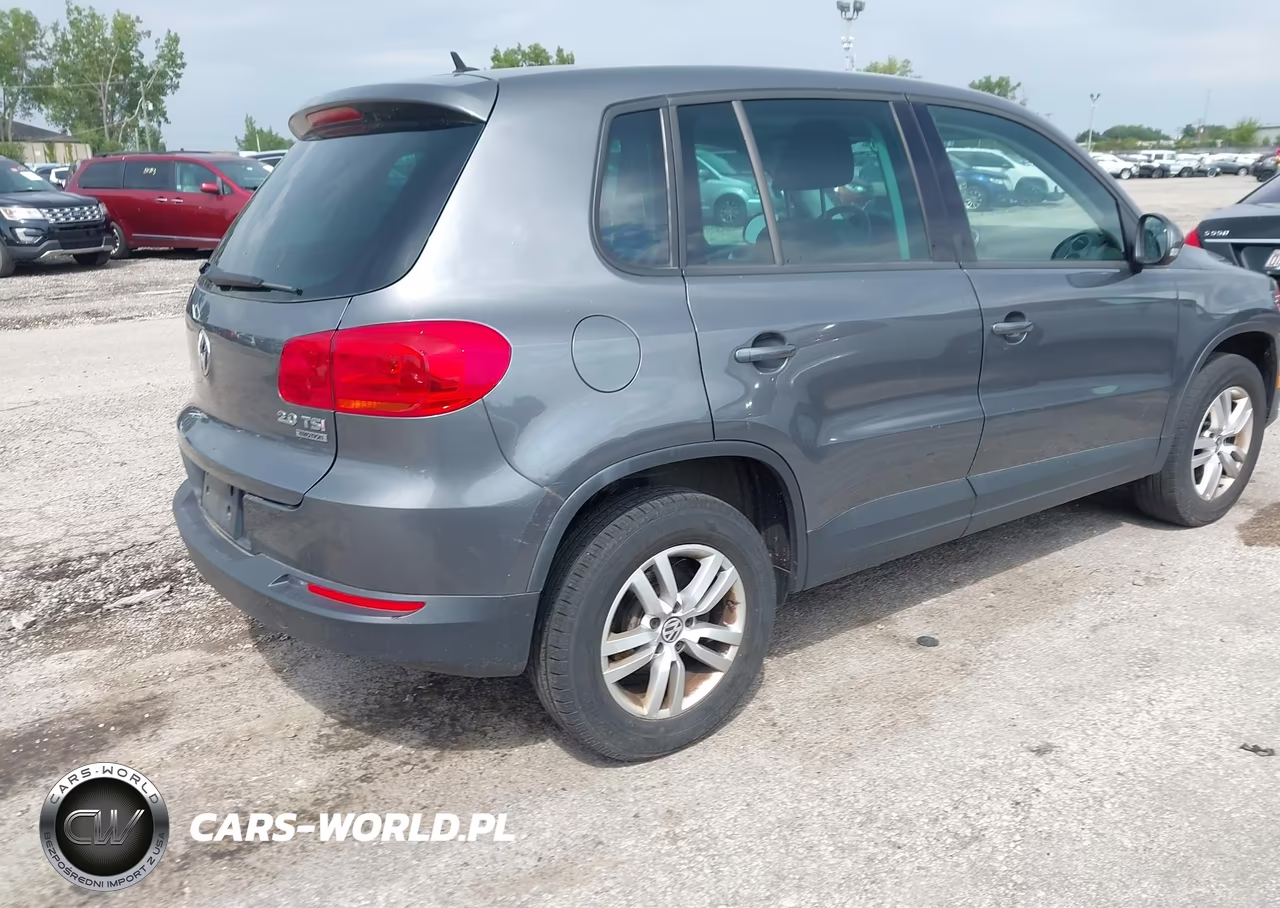 2013 Volkswagen Tiguan S VIN:WVGBV3AX3DW592161 - 4