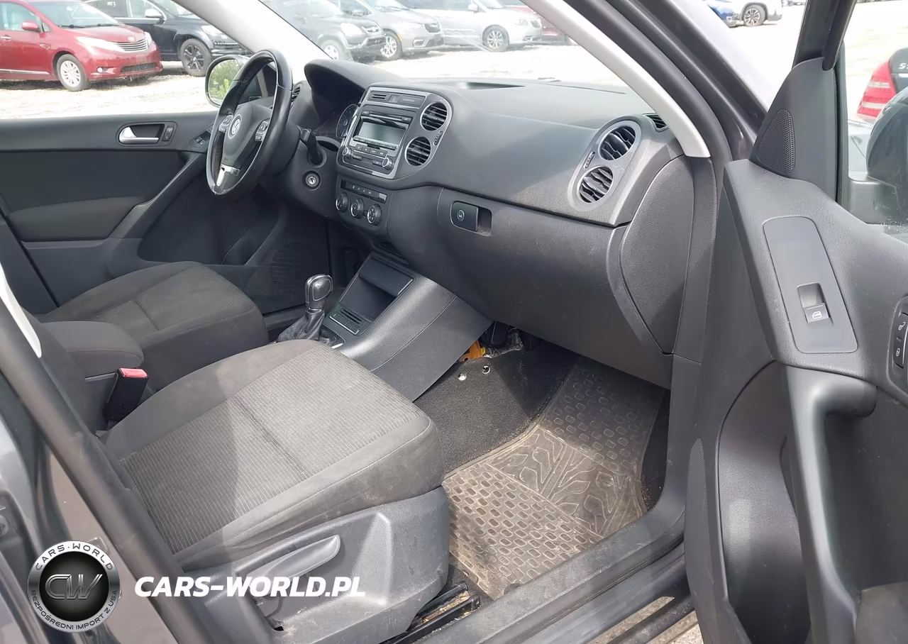 2013 Volkswagen Tiguan S VIN:WVGBV3AX3DW592161 - 5