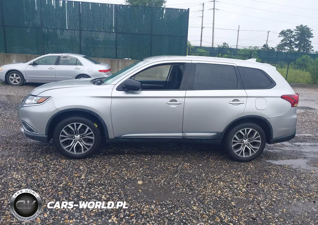 2018 Mitsubishi Outlander Es VIN:JA4AZ3A32JZ039068 - 14