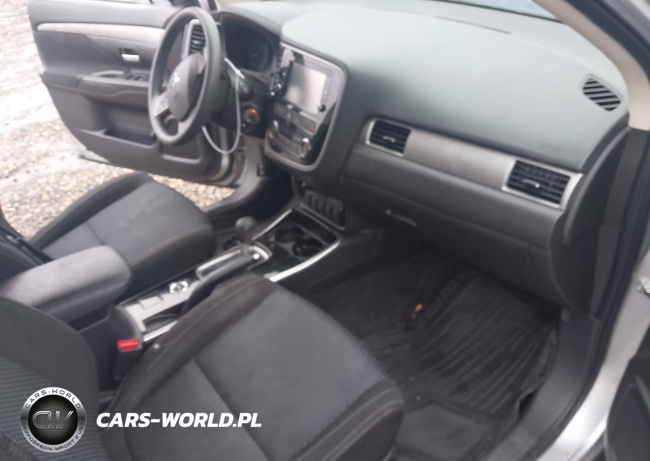 2018 Mitsubishi Outlander Es VIN:JA4AZ3A32JZ039068 - 5