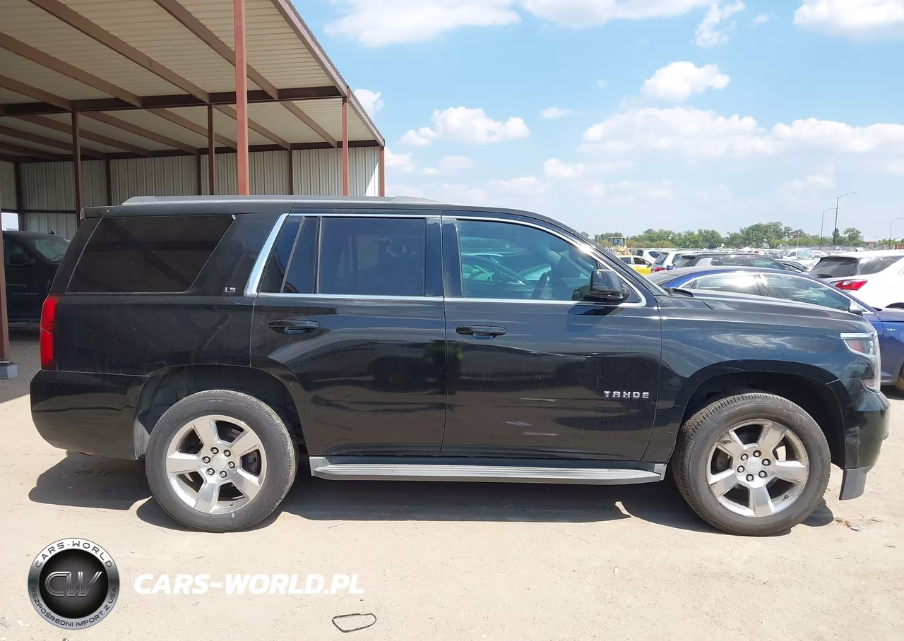 2016 Chevrolet Tahoe Ls VIN:1GNSCAKC1GR449004 - 13