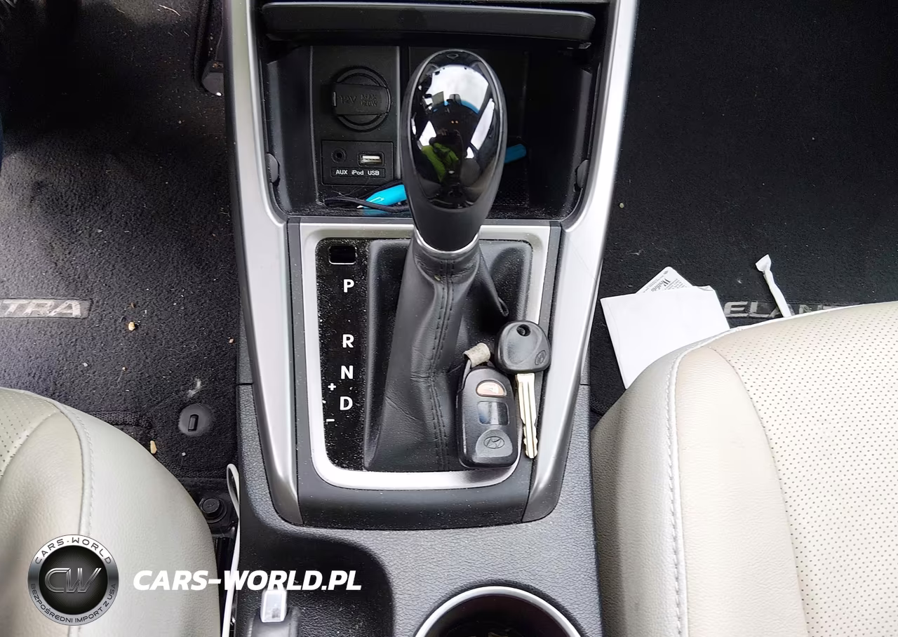 2014 Hyundai Elantra Limited VIN:5NPDH4AE4EH477133 - 11