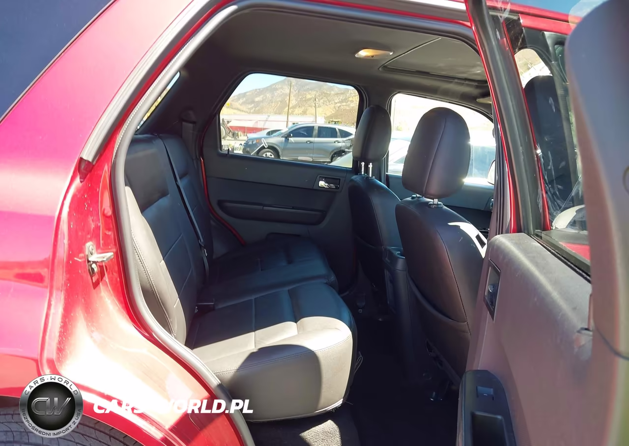 2008 Ford Escape Limited VIN:1FMCU04188KC63661 - 8