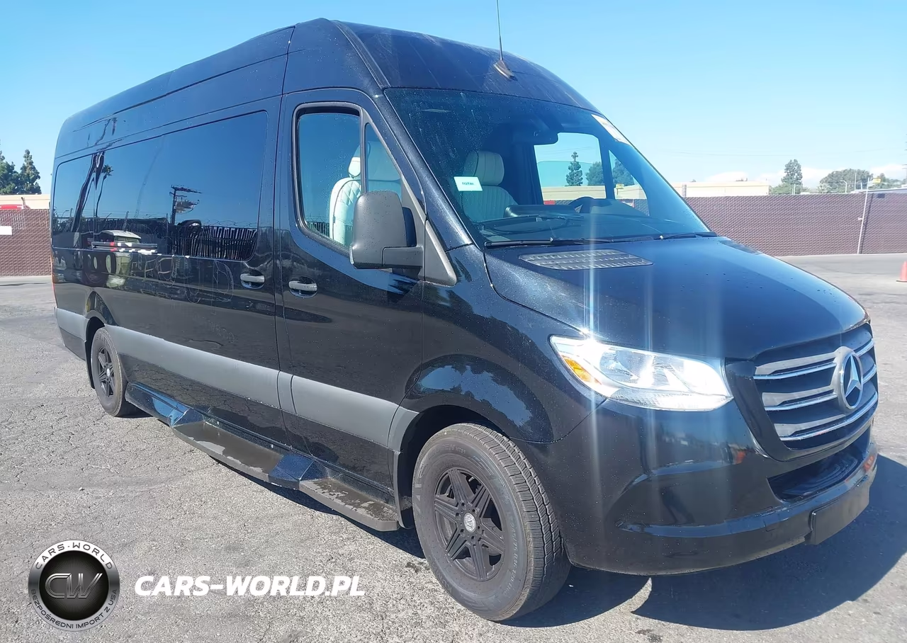 2019 Mercedes-Benz Sprinter 2500 High Roof V6 – zdjęcie 1 z 21