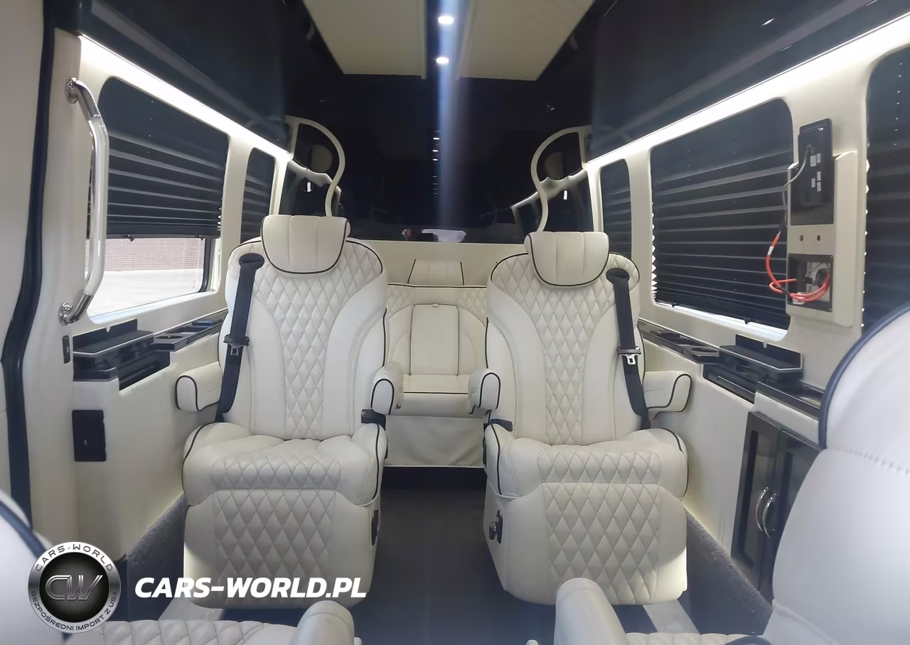 2019 Mercedes-Benz Sprinter 2500 High Roof V6 VIN:WDAPF1CD6KP072139 - 8