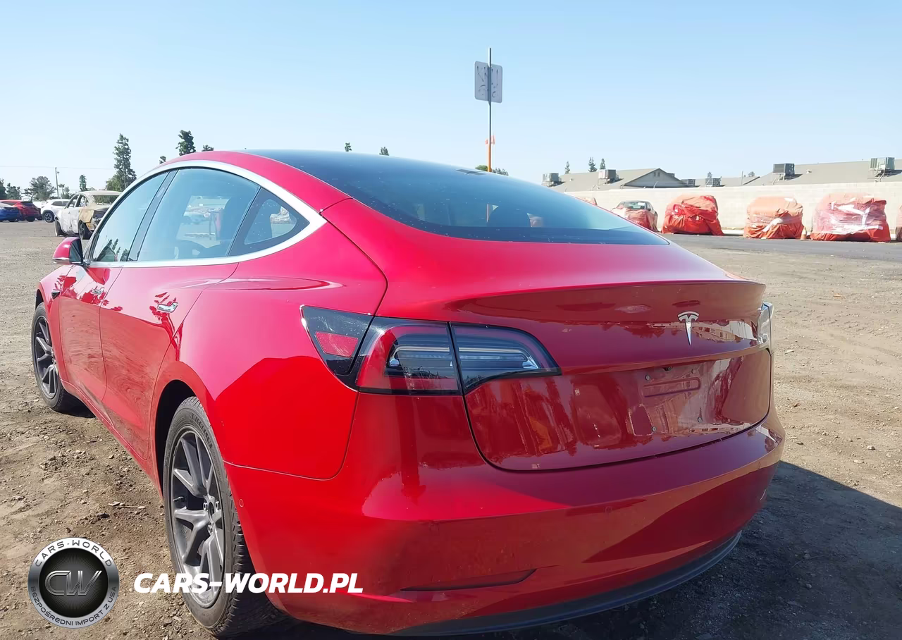 2018 Tesla Model 3 Long Range-Performance VIN:5YJ3E1EB8JF104799 - 3