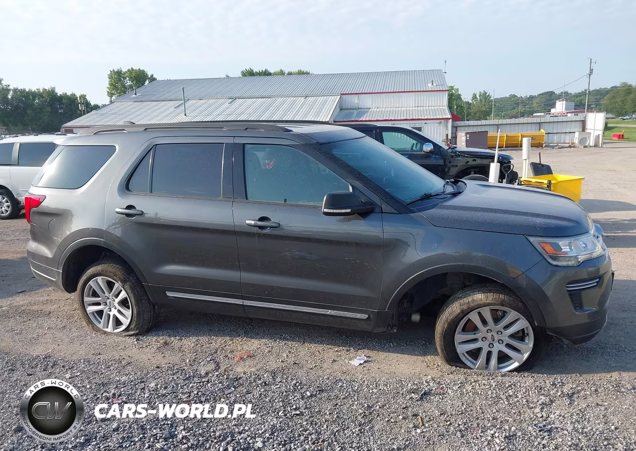 2019 Ford Explorer Xlt VIN:1FM5K8D84KGA96073 - 12