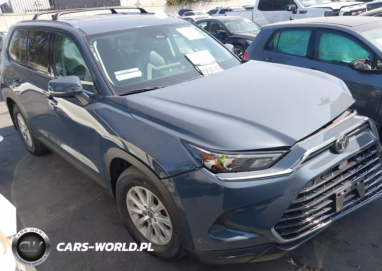 2025 Toyota Grand Highlander Xle VIN:5TDAAAA51SS034689 - 1