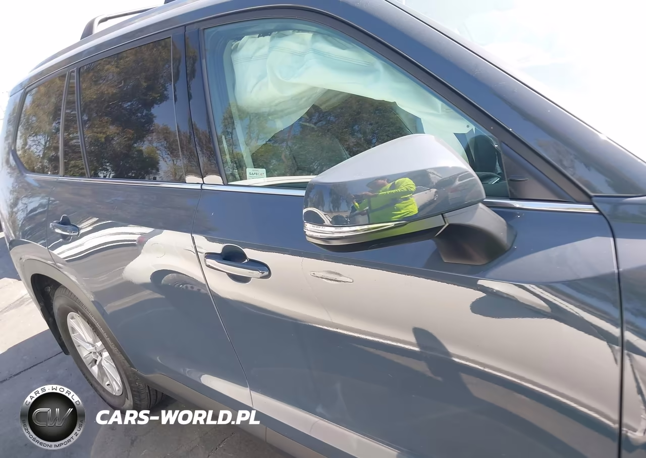 2025 Toyota Grand Highlander Xle VIN:5TDAAAA51SS034689 - 14