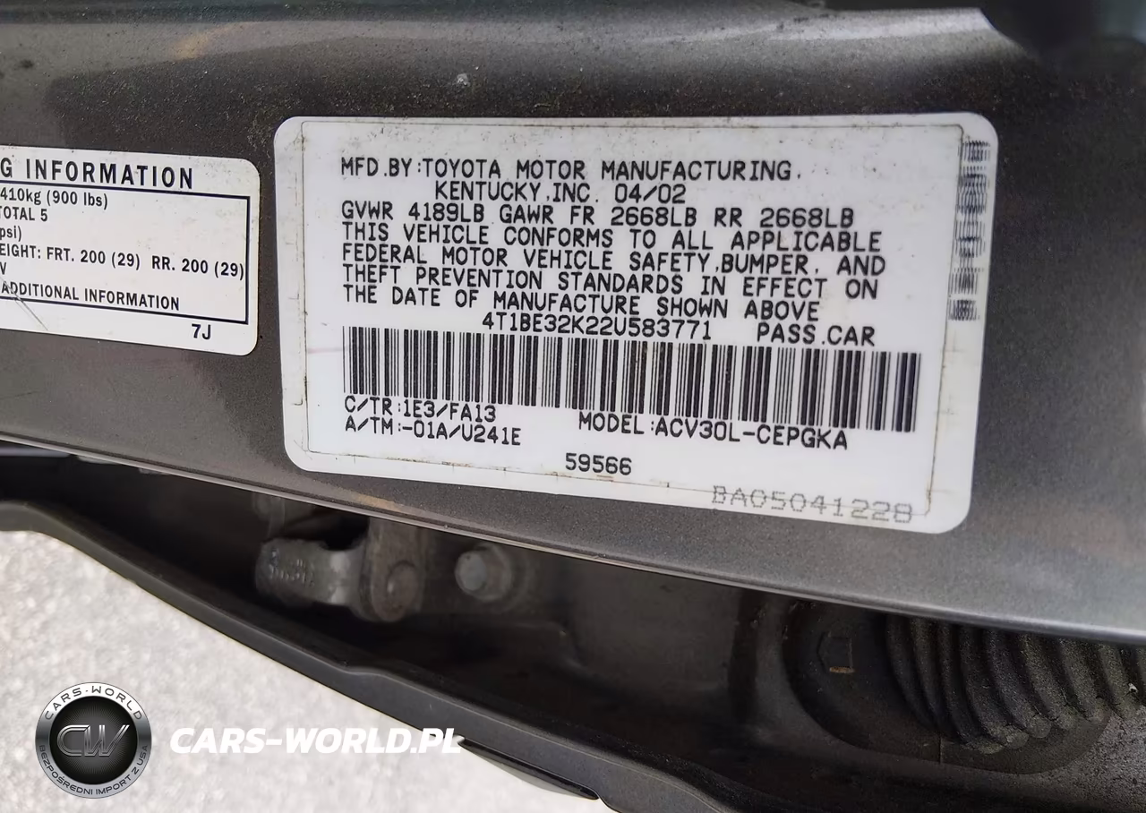 2002 Toyota Camry Xle VIN:4T1BE32K22U583771 - 9