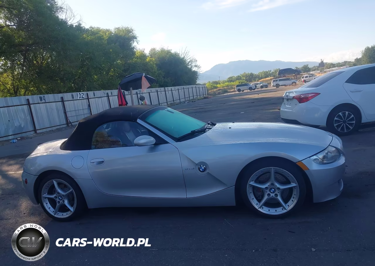 2007 BMW Z4 3.0Si VIN:4USBU53527LX03166 - 13